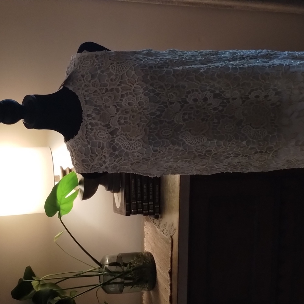 Forever 21 gold and white lace tunic dress